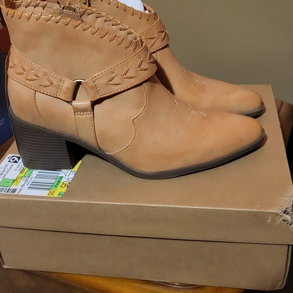 FRYE & CO Palma Camel Size 8 1/2 Wide Stacked Heel Cowboy Boots Booties New! - Picture 6 of 16